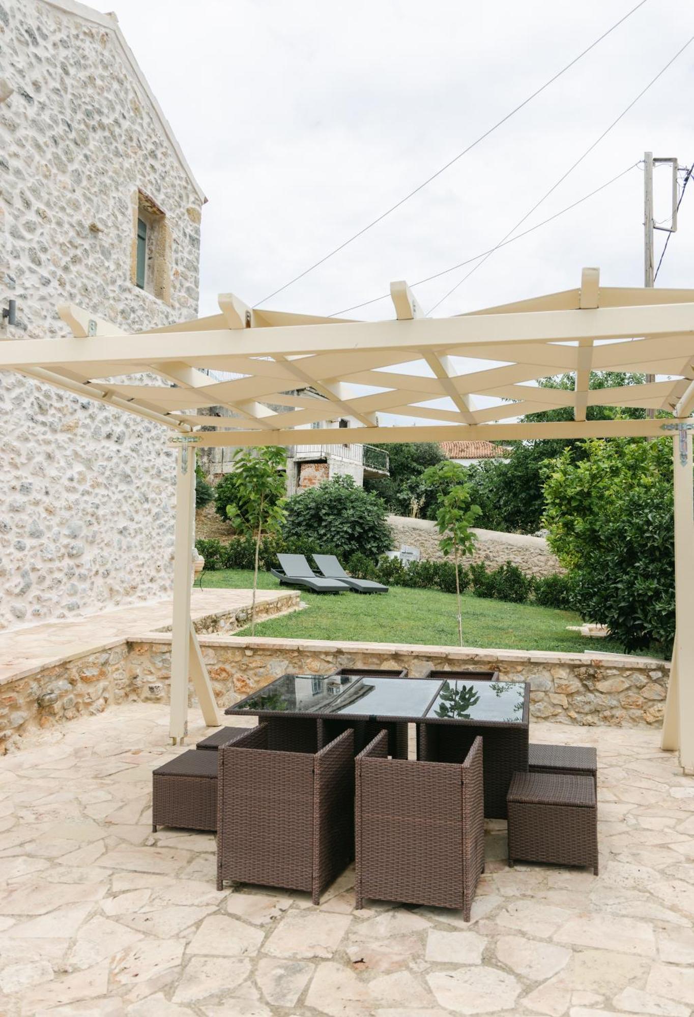 La Tore Di Montenegro Gytheio Exterior foto